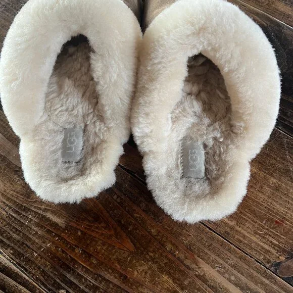 UGG® Women's Scuffette II Slip On Slippers - Picture 3 of 8